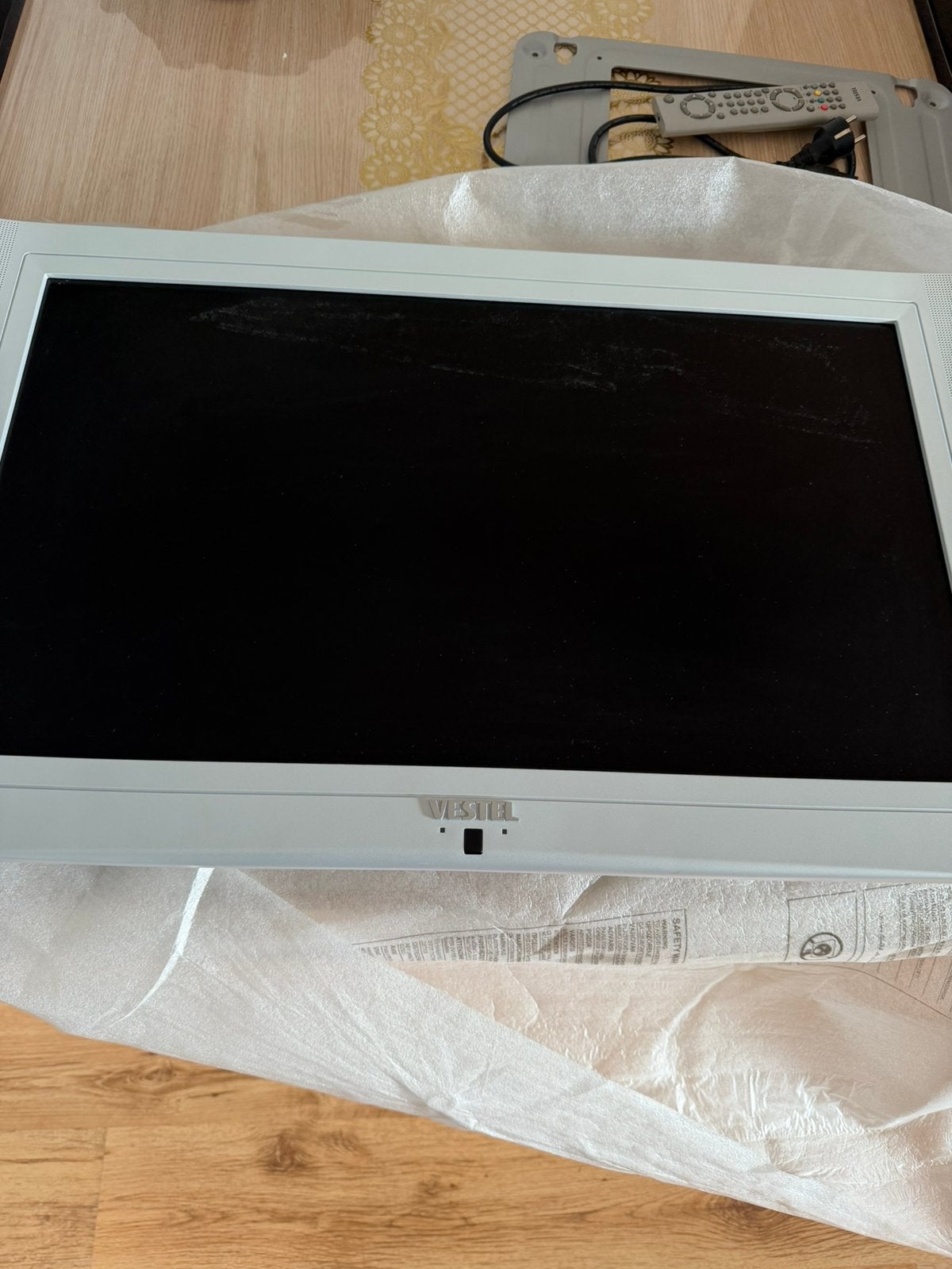 Televisie Vestel 27inch, Ophalen, Gebruikt, 100 cm of meer, 50 Hz