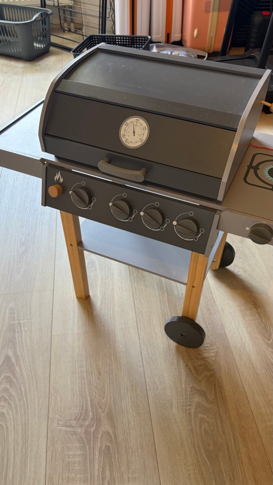 Houten speelgoed BBQ met deksel, Kinderen en Baby's, Ophalen, Gebruikt