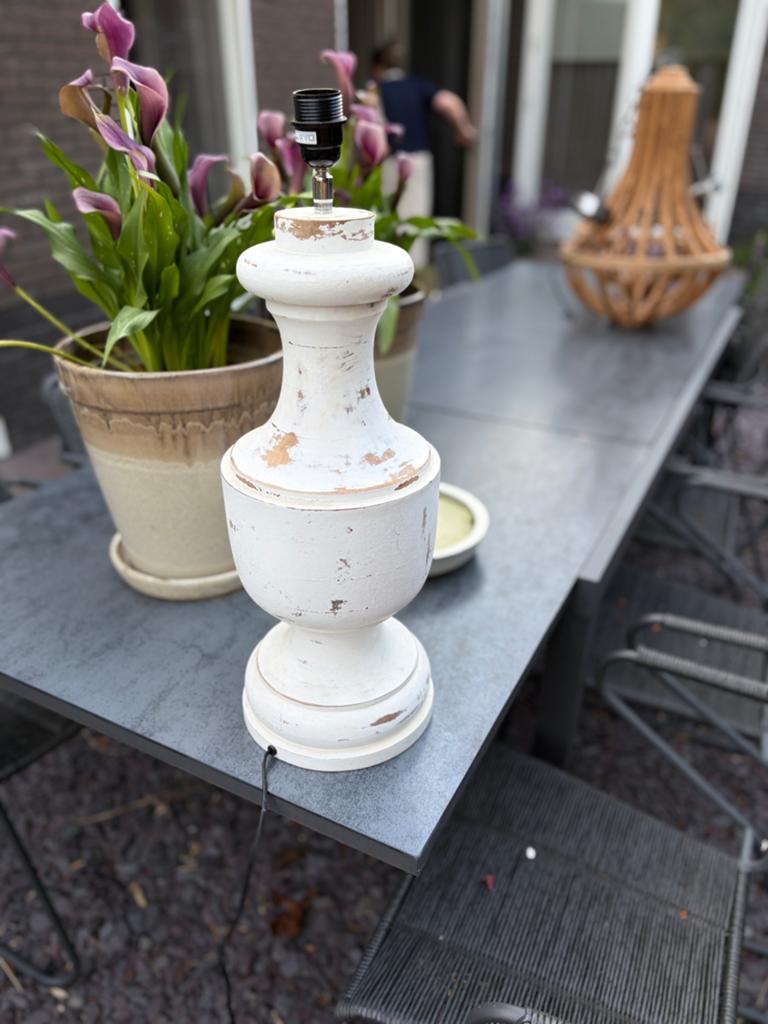 Decoratieve houten tafellamp - Brocante stijl, Ophalen