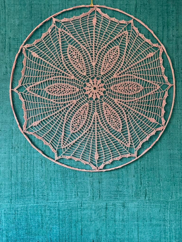 Gehaakte mandala in metalen ring - 60 cm, Boho, Nieuw, Roze, Ophalen of Verzenden