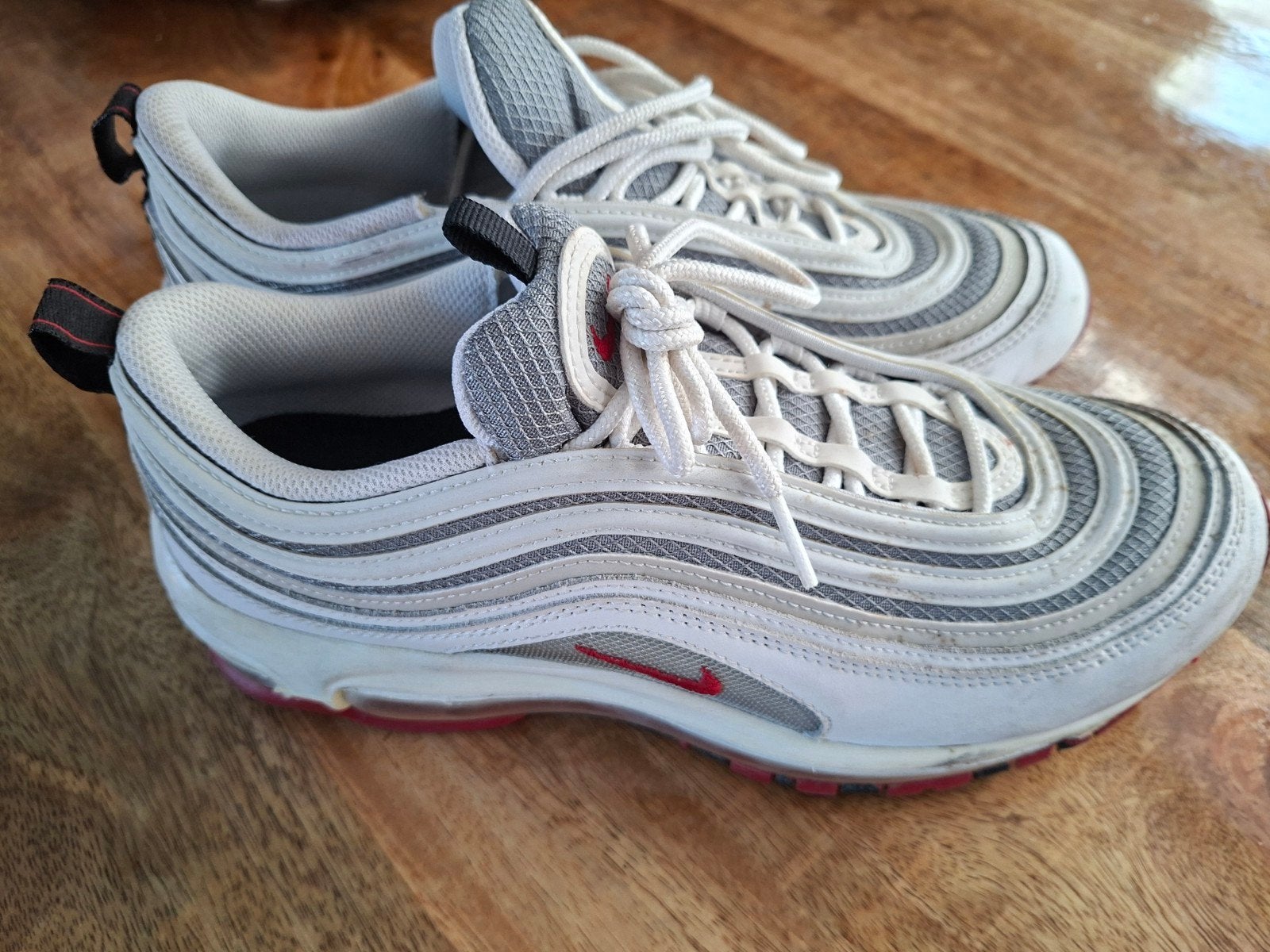 Zgan Nike sneakers maat 42 - frisse zomerkleuren, Ophalen of Verzenden, Zo goed als nieuw, Wit