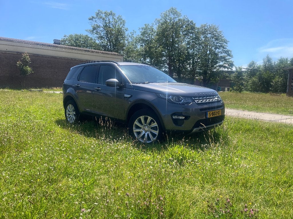 Land Rover Discovery Sport 2.0 HSE 2015 Benzine Grijs, Auto's, Land Rover, Particulier, 4x4, ABS, Achteruitrijcamera, Adaptieve lichten