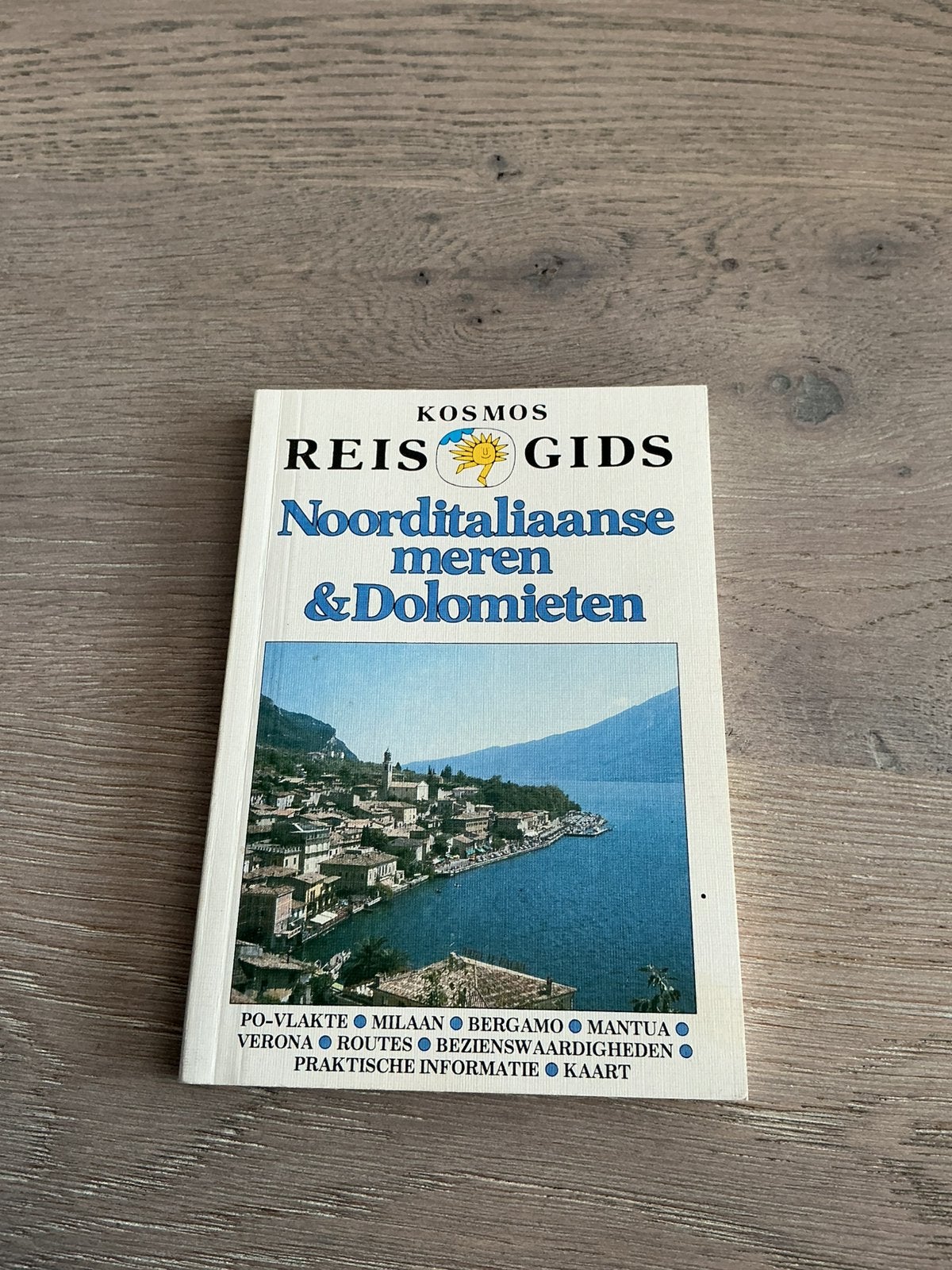 Kosmos Reisgids van de Noorditaliaanse meren & Dolomieten, Ophalen, Zo goed als nieuw