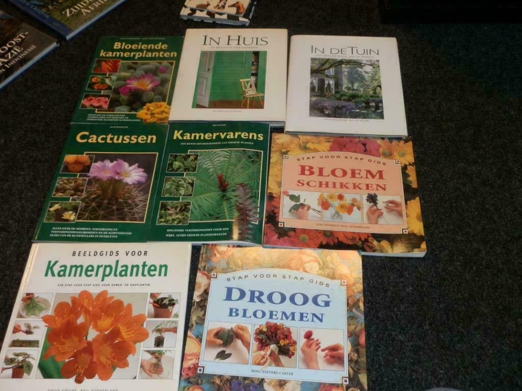 Partij boeken planten bloemen 8 stuks, Ophalen of Verzenden, Zo goed als nieuw, Kamerplanten