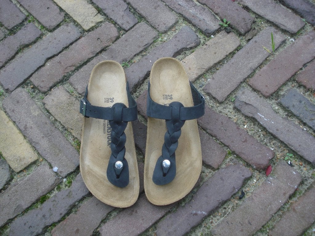 GRATIS VERZENDEN NIEUWE GIZEH BRAIDED BIRKENSTOCKS 39, Kleding | Dames, Slippers, Verzenden, Zwart, Nieuw