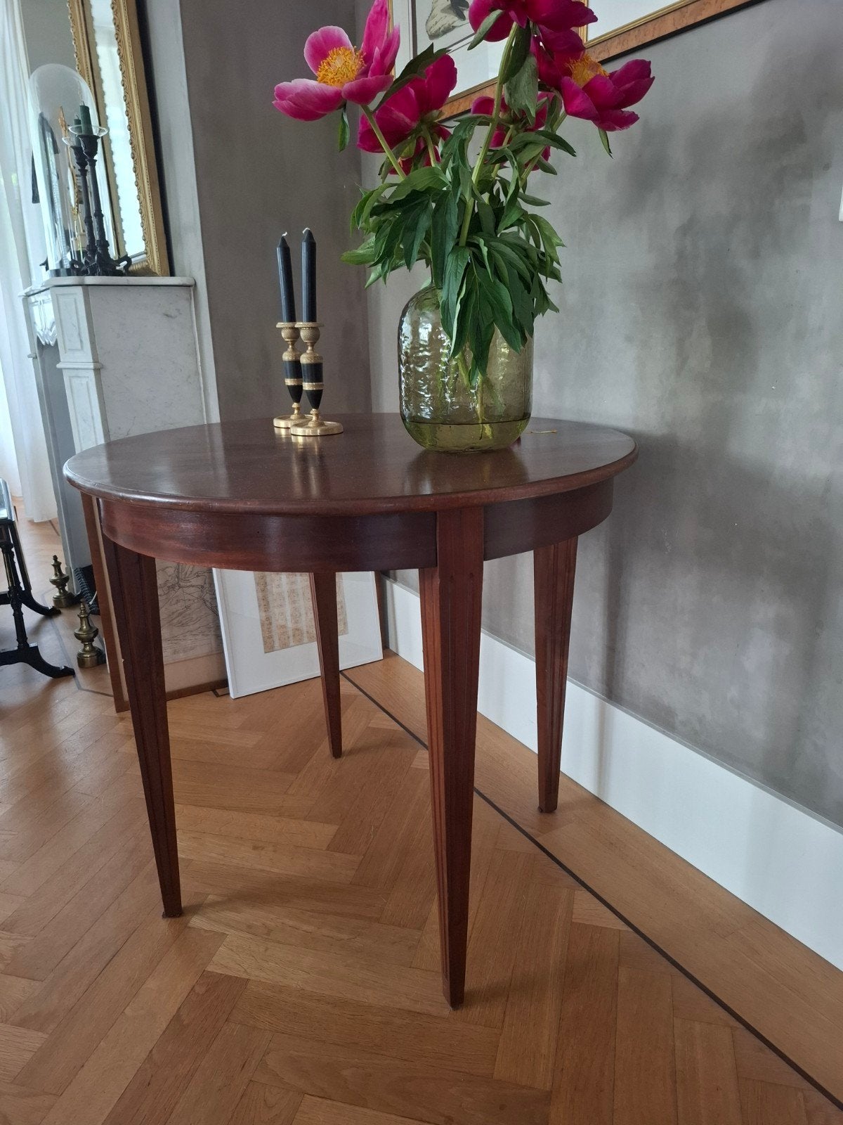 Antiek mahonie elegant tafeltje, Ophalen