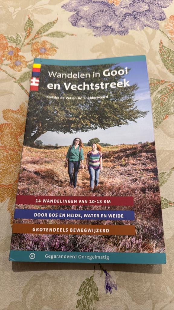 Wandelen in de Gooi en Vechtstreek, Overige merken, Fiets- of Wandelgids, Ophalen of Verzenden, Zo goed als nieuw