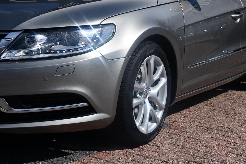 Volkswagen CC 2.0 TSI AUT|Navi|PANO|Stoelvw|Cruise|Trekhaak, Euro 5, Stof, 4 cilinders, Grijs