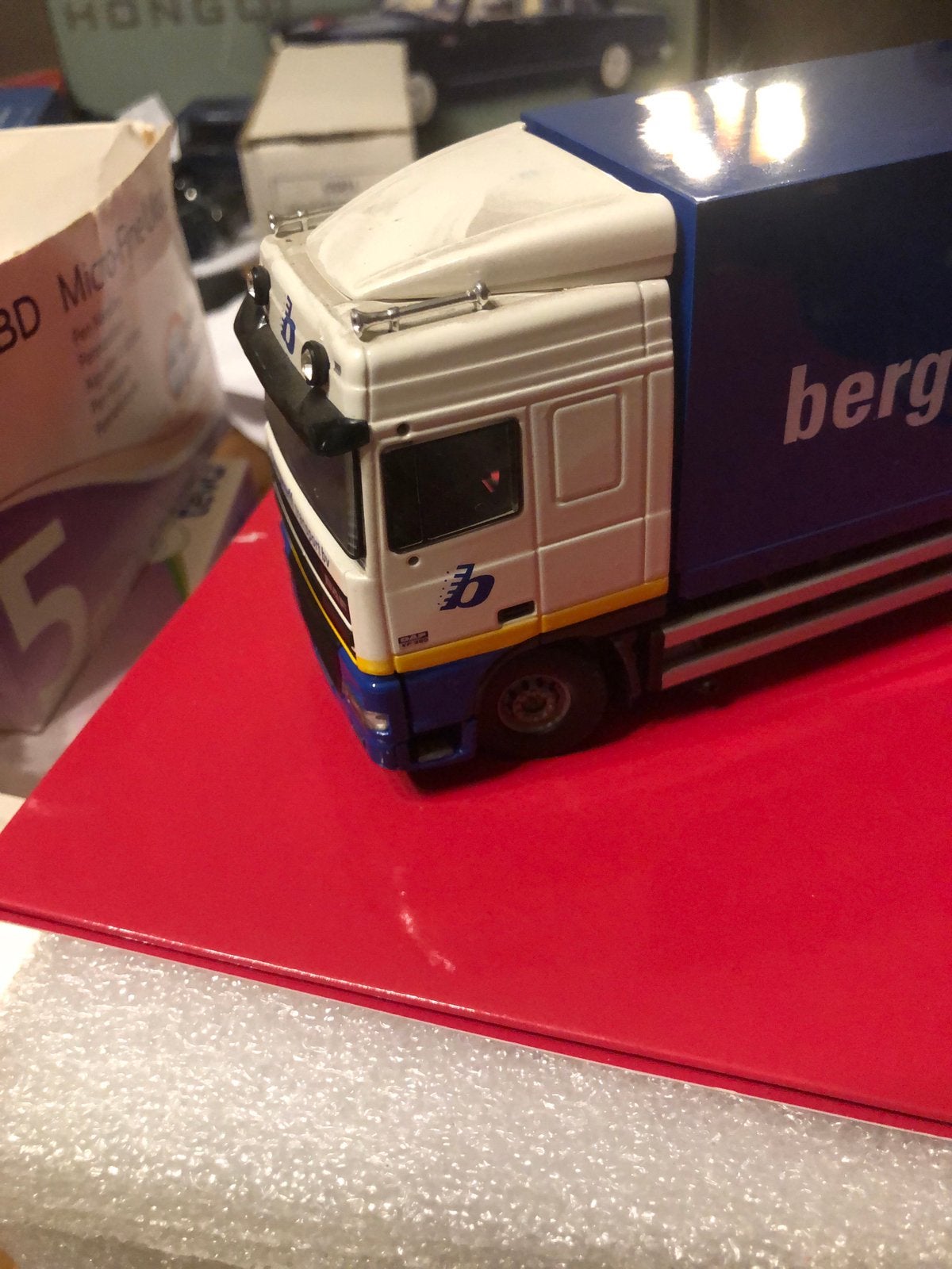 DAF 95 XF TANDEM ASSER met WIPCAR GESLOTEN LAADBAK, Ophalen of Verzenden, Zo goed als nieuw, Bus of Vrachtwagen, Lion Toys