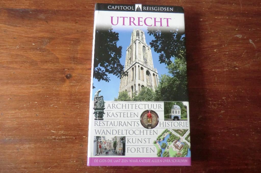 reisgids - Utrecht - capitool (2008) / Amersfoort, de Vecht, Boeken, Gelezen, Capitool, Ophalen of Verzenden, Reisgids of -boek