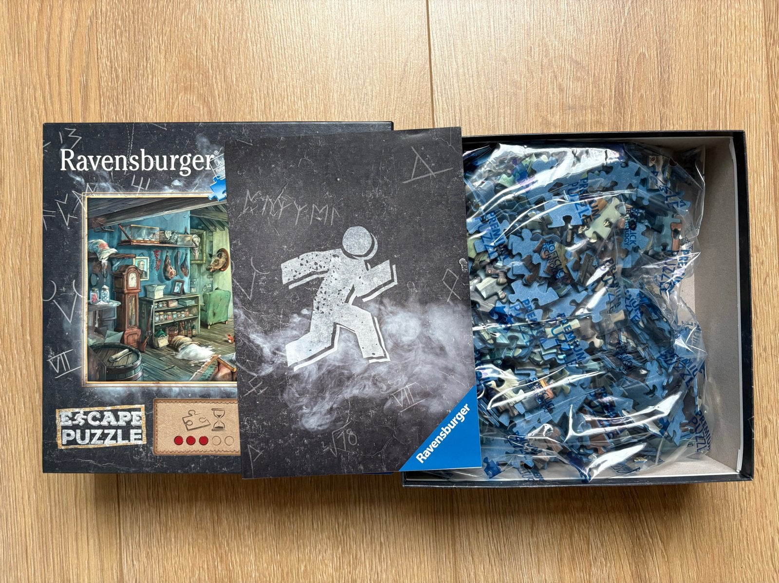 Ravensburger Escape Puzzle 759 - The Secret Lab, Ophalen of Verzenden, 500 t/m 1500 stukjes, Nieuw, Legpuzzel