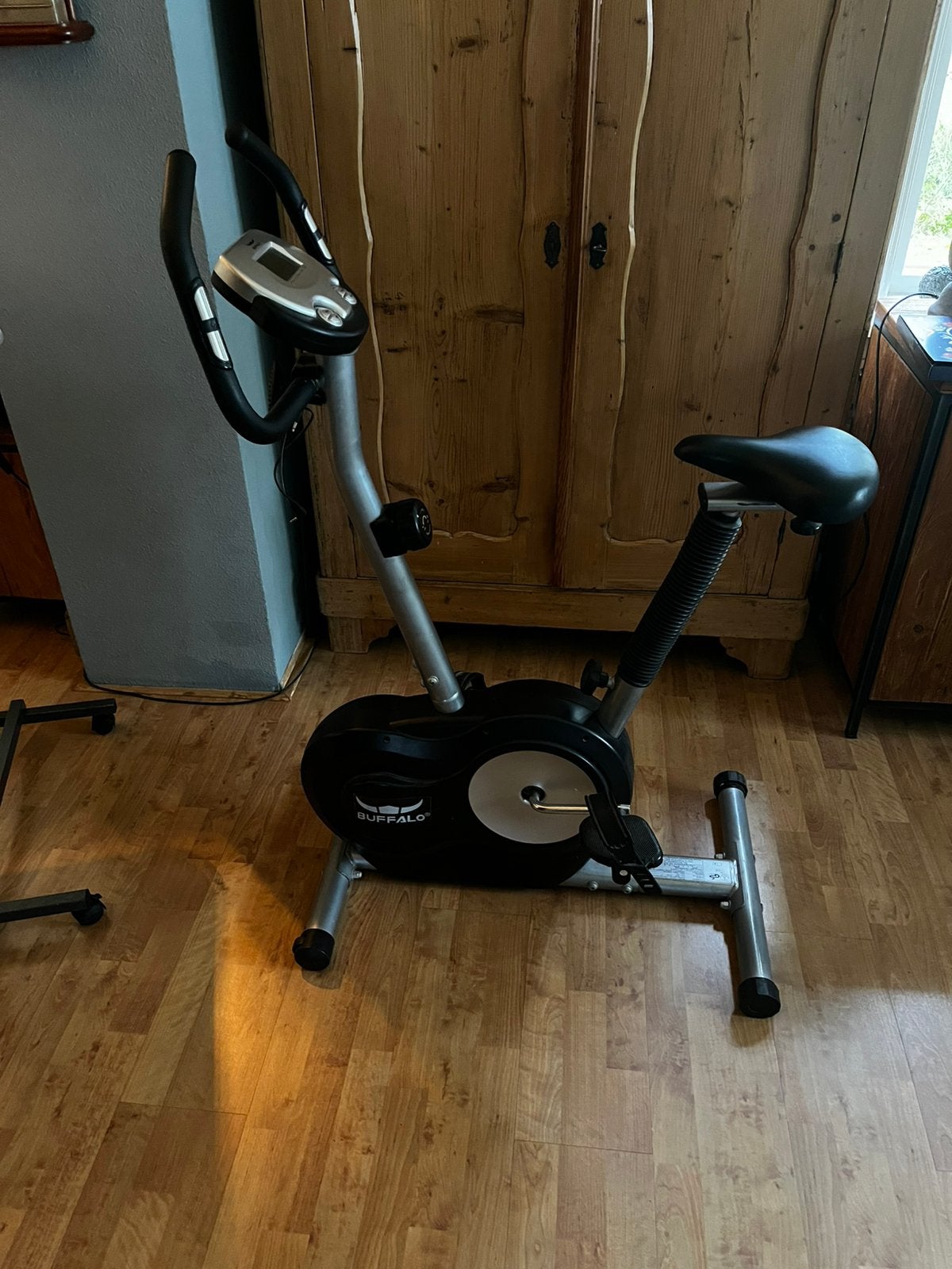 Buffalo hometrainer, Ophalen, Gebruikt, Aluminium, Benen