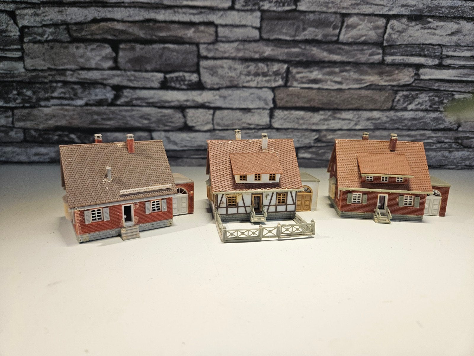 Kleine vakwerkhuisjes woningen N spoor trein 1:160, Hobby en Vrije tijd, Modeltreinen | N-Spoor, Overige merken, Gebruikt, Gelijkstroom of Wisselstroom