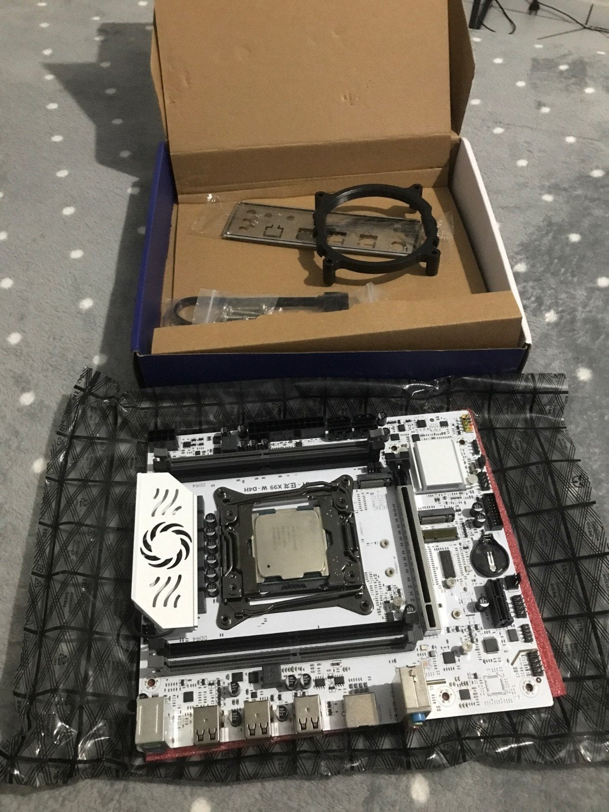 Soyo X99 W-D4H & E5 2650 V4, Computers en Software, Moederborden, DDR4, Nieuw, Ophalen of Verzenden, Intel