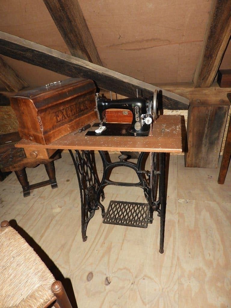diverse antieke radio's, tv, bandrecorder en typmachine, Ophalen