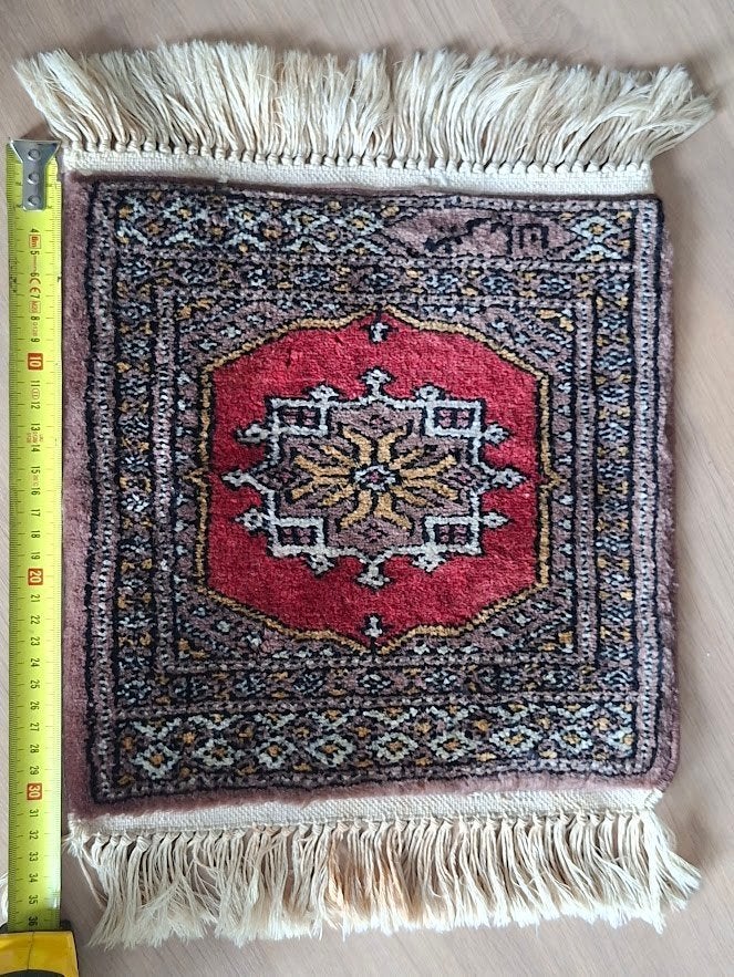 Perzisch tapijtje 30x30cm, Huis en Inrichting, Stoffering | Tapijten en Kleden, Oosters tapijt, 50 tot 100 cm, Vierkant, Ophalen of Verzenden