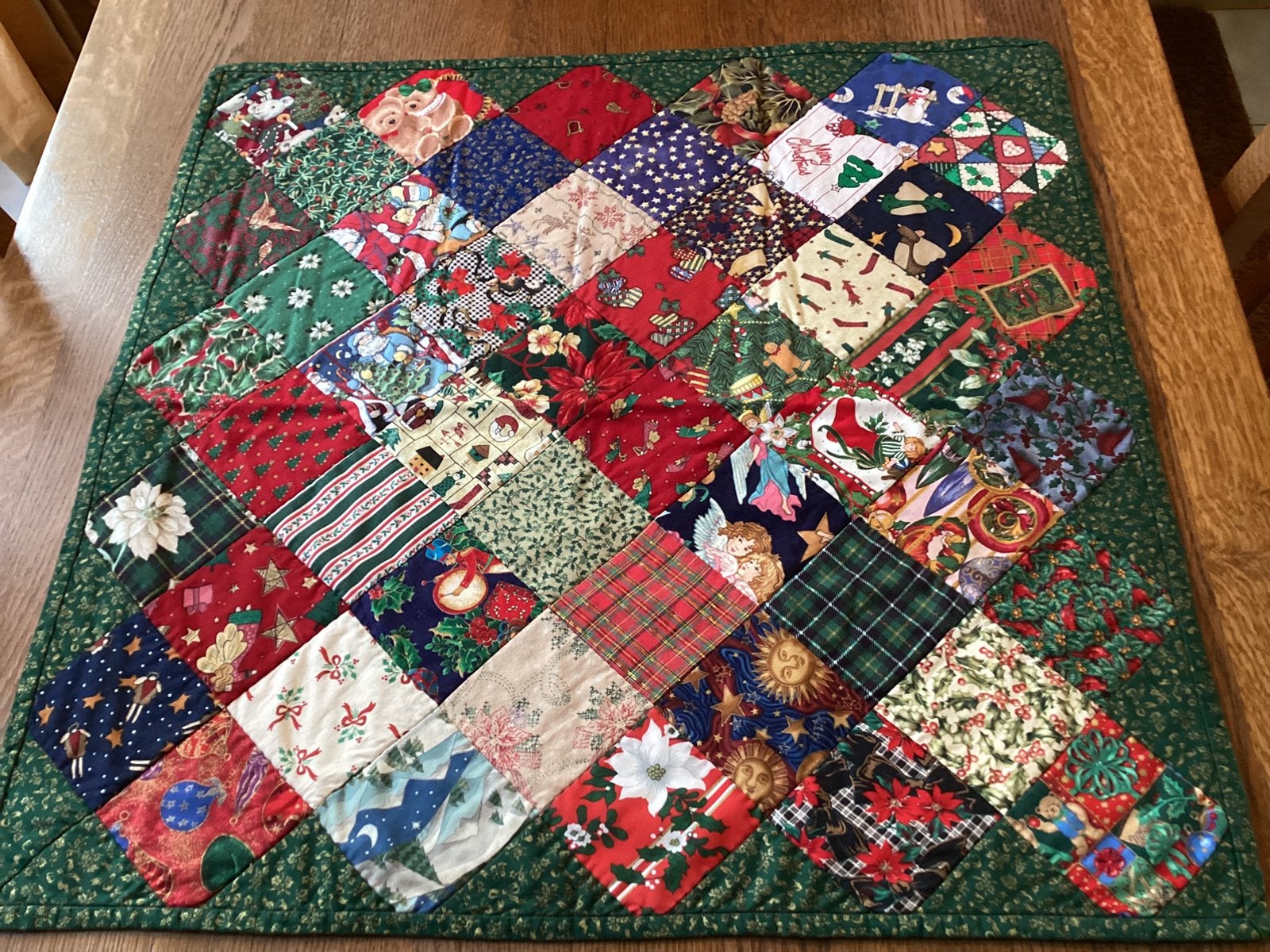 Handgemaakte KERST QUILT, Ophalen of Verzenden, Zo goed als nieuw