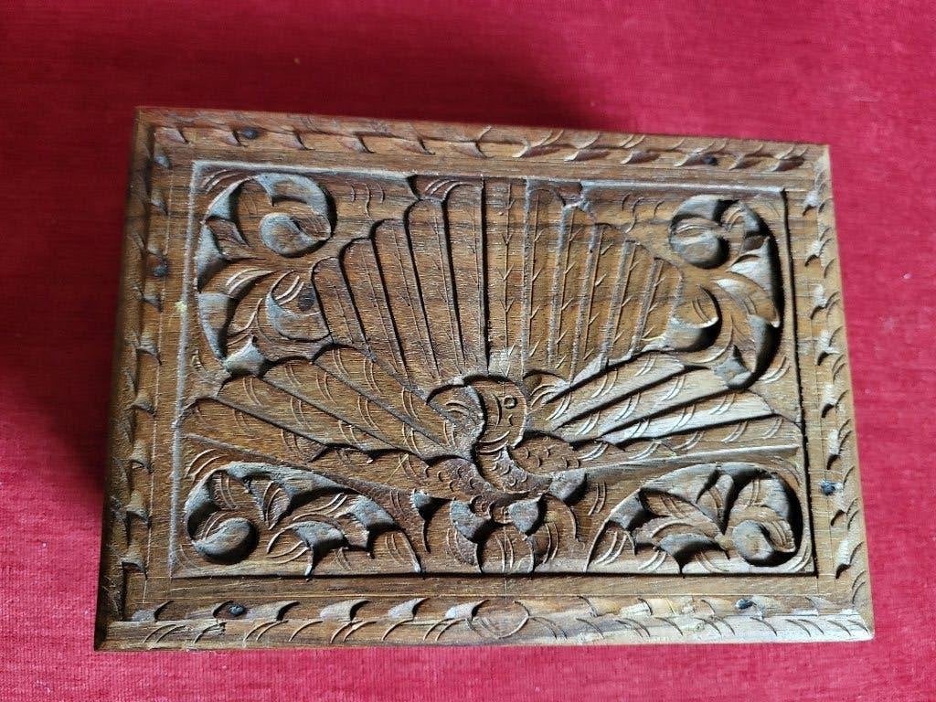 houten sieraden kistje uit  Indonesie, Ophalen of Verzenden