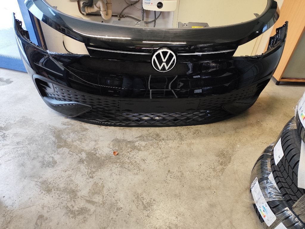 VW ID.5 ID5  voorbumper met Grill +PDC, Ophalen of Verzenden, Volkswagen, Bumper