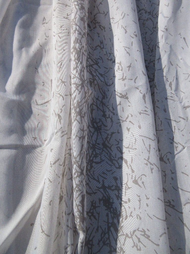 Roobol diamant voile gordijnen vitrage grijs wit inbetween, Gebruikt, Loodveter, Ophalen of Verzenden, Grijs