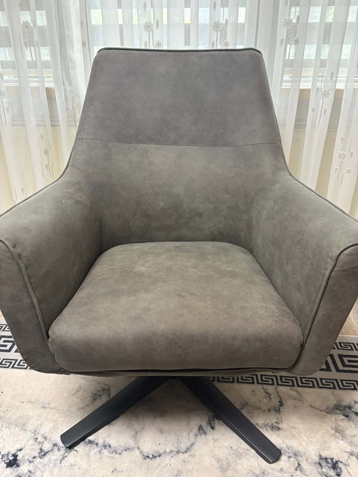 Draai Fauteuil, Huis en Inrichting, Fauteuils, Ophalen, Zo goed als nieuw, 75 tot 100 cm, 50 tot 75 cm