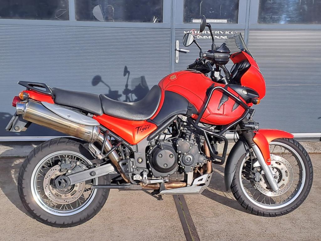 Triumph Tiger 955i, Motorrijbewijs A, Bedrijf, 3 cilinders, Meer dan 35 kW