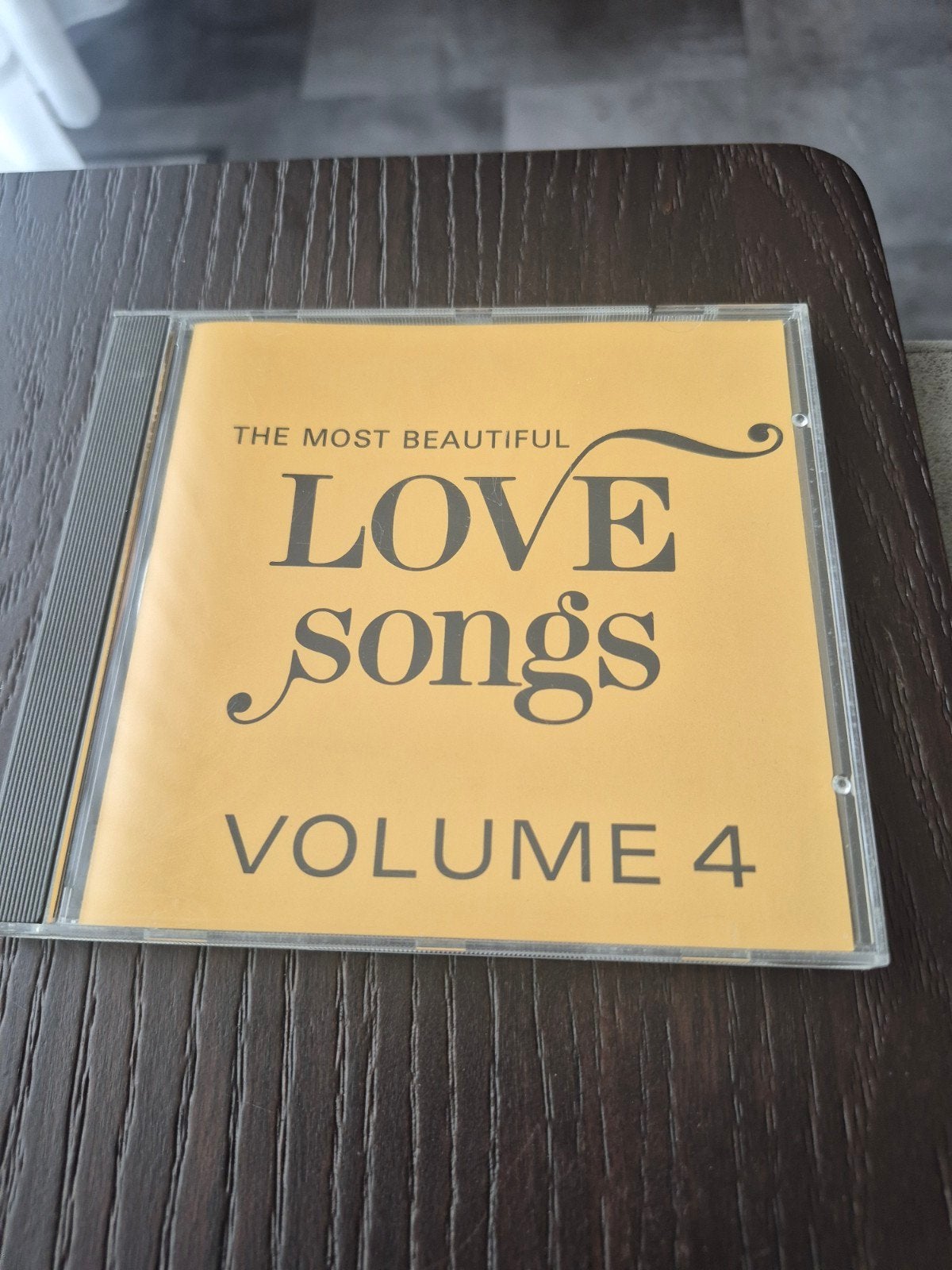 The Most Beautiful Love Songs Volume 4 CD, Ophalen of Verzenden, Gebruikt, Pop, Verzamelalbum