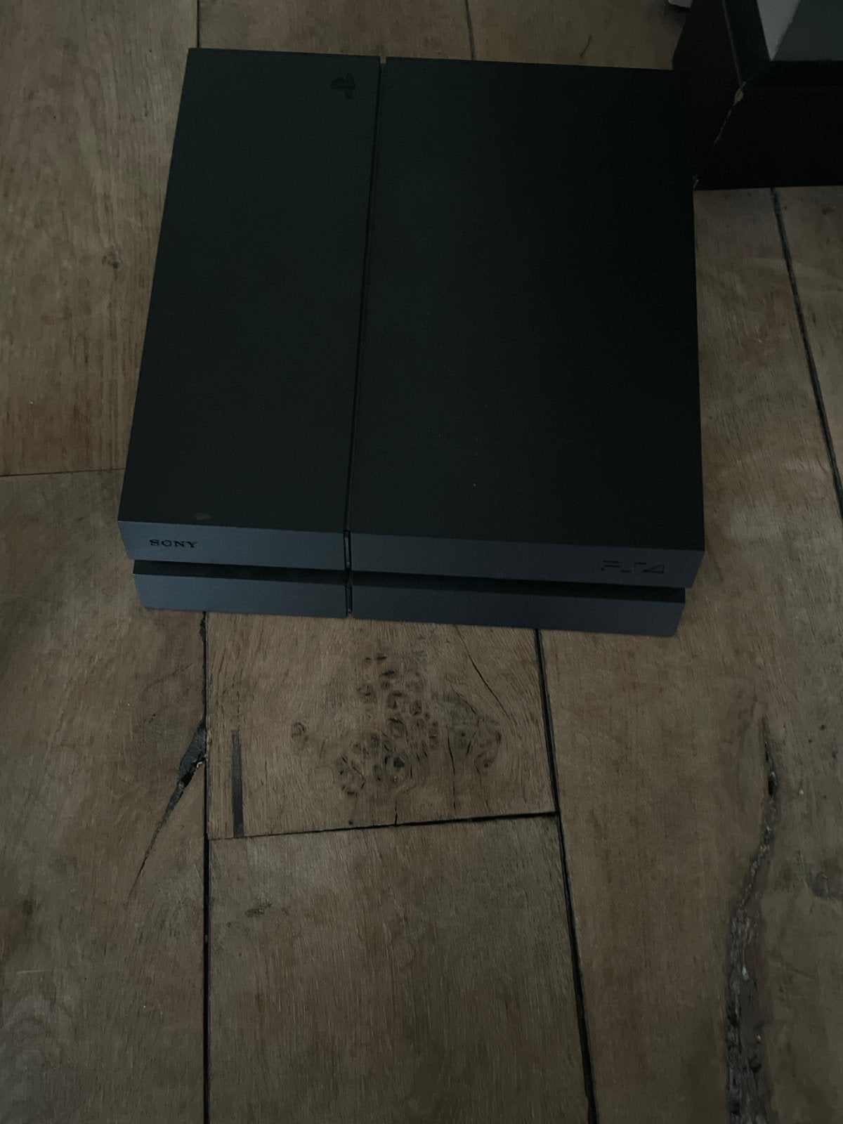 PlayStation 4 met controller te koop (2 stuks beschikbaar), Ophalen, Gebruikt, Met 1 controller