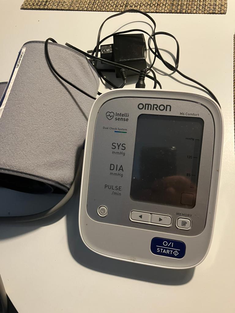 Bloeddrukmeter Omron M6 Comfort, Ophalen, Gebruikt, Overige typen