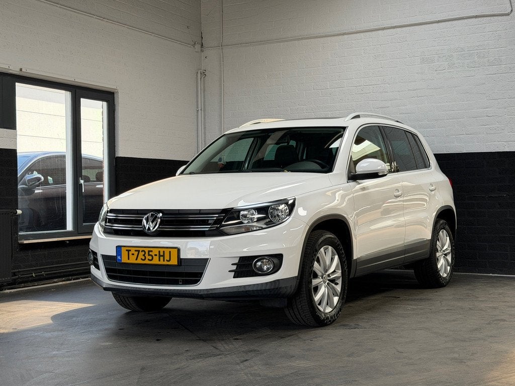 Volkswagen Tiguan 1.4 TSI Comfort&Design | Pano | Navi | Cli, Auto's, Volkswagen, Voorwielaandrijving, Euro 5, 15 km/l, Gebruikt