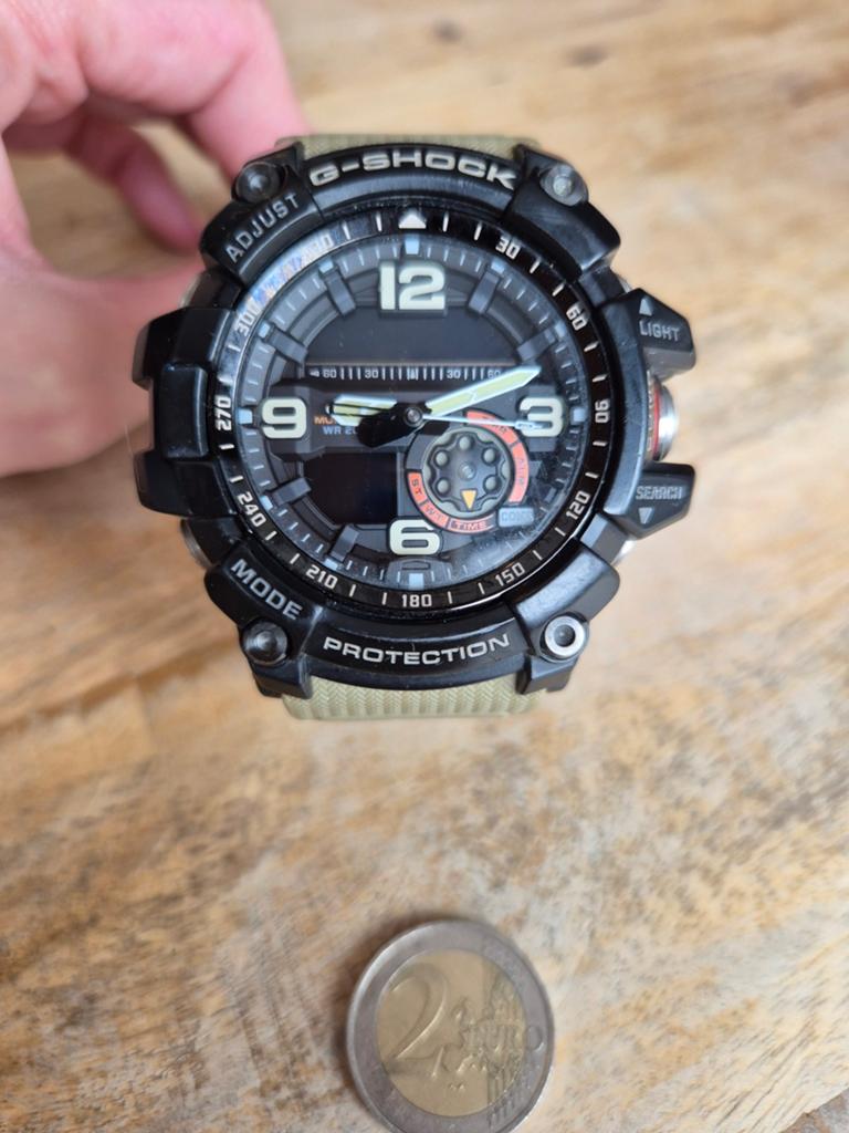 Casio G-Shock Mud Resist Horloge - Zo goed als nieuw, Casio, Kunststof, Kunststof, Ophalen of Verzenden