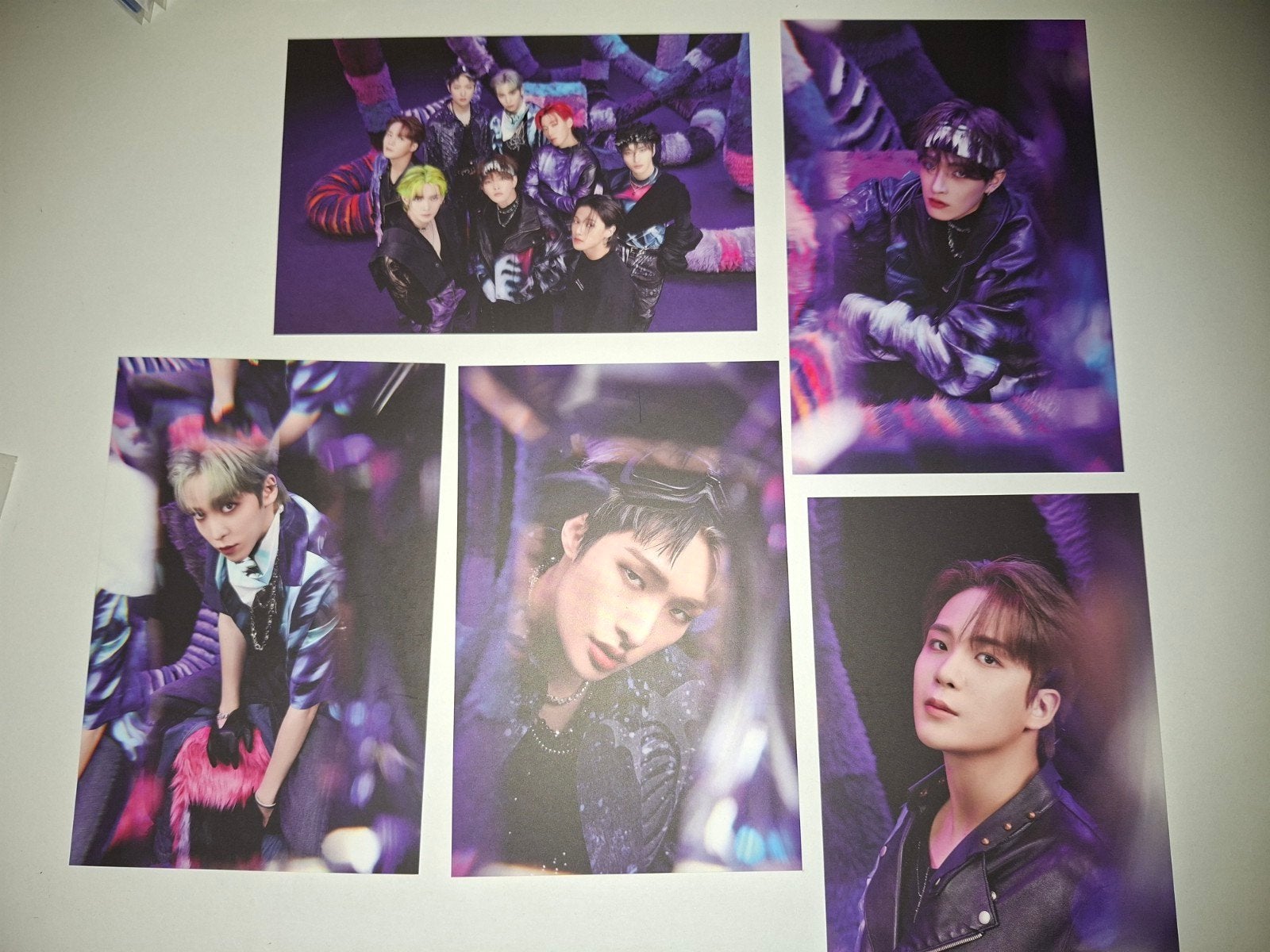 ateez will blue postcards, Verzenden, Zo goed als nieuw, Foto of Kaart