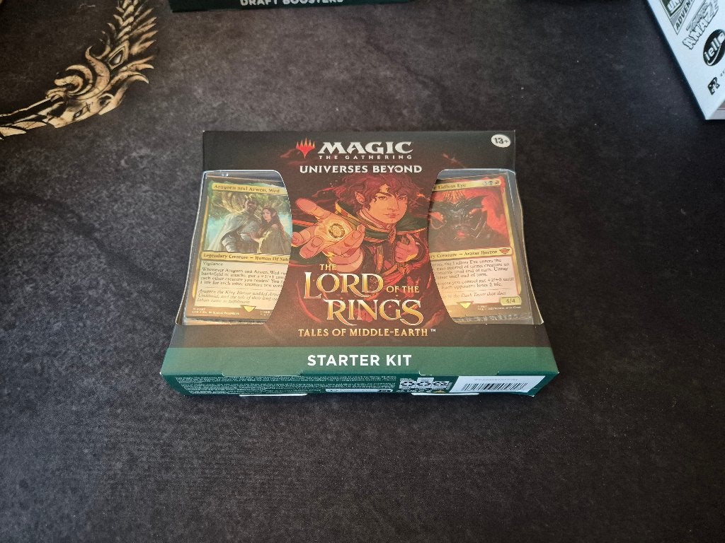 MtG Lord of the Rings Tales of Middle-Earth Starter Kit, Een of twee spelers, Ophalen of Verzenden, Nieuw, Wizards of the Coast