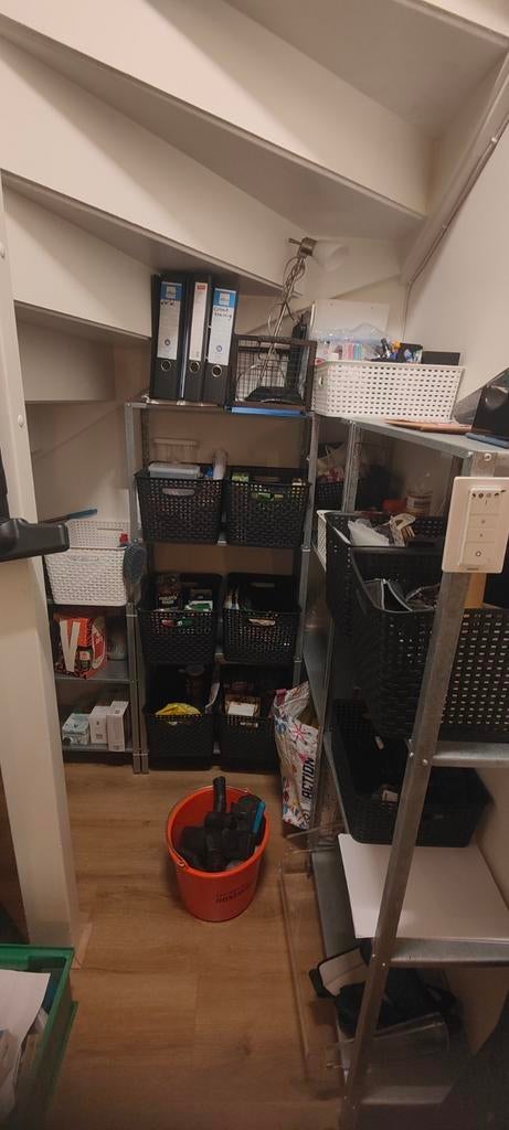 IKEA Hyllis Stellingkasten, Ophalen