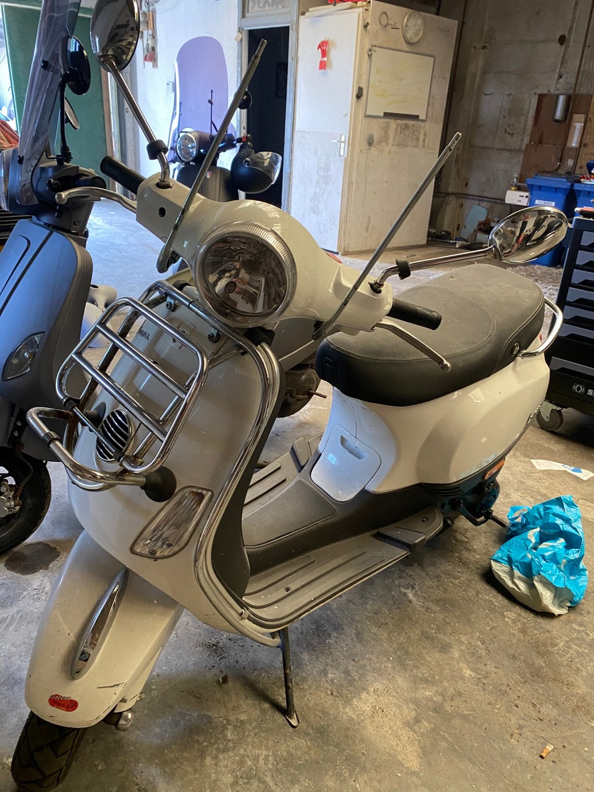 Vespa lx50 projectje, Ophalen of Verzenden, Zo goed als nieuw, Benzine, Overige modellen