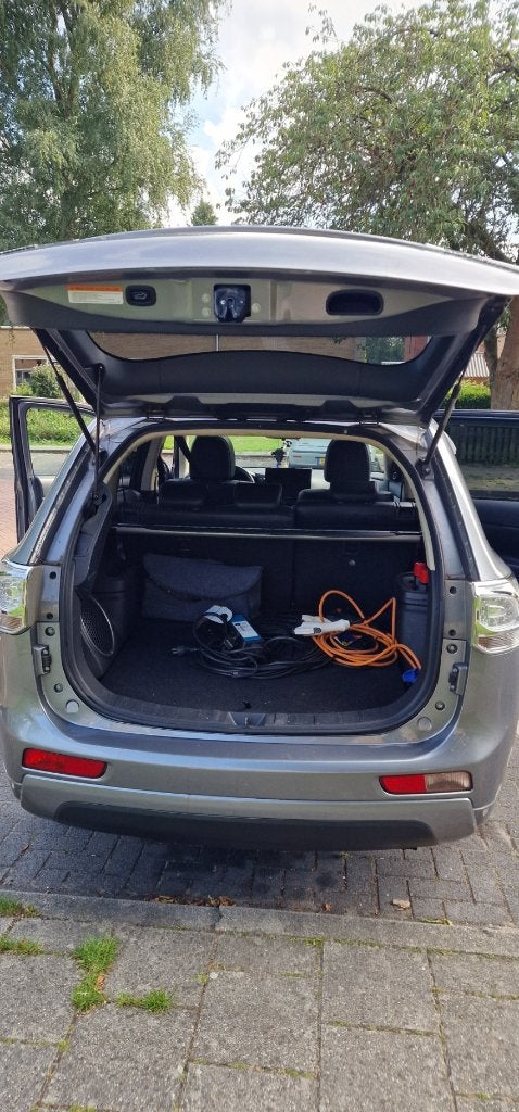 Mitsubishi Outlander 2.0 Dohc Mivec Phev 203pk 4WD CVT 5P, Auto's, 1998 cc, Outlander, Zwart, Vierwielaandrijving
