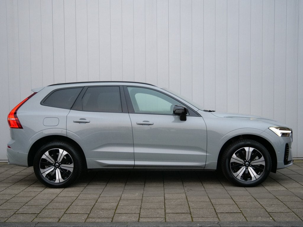 Volvo XC60 2.0 T6 Plug-in hybrid AWD Plus Dark 350 Pk Automa, Auto's, Volvo, Automaat, Automatische klimaatregeling, Gebruikt