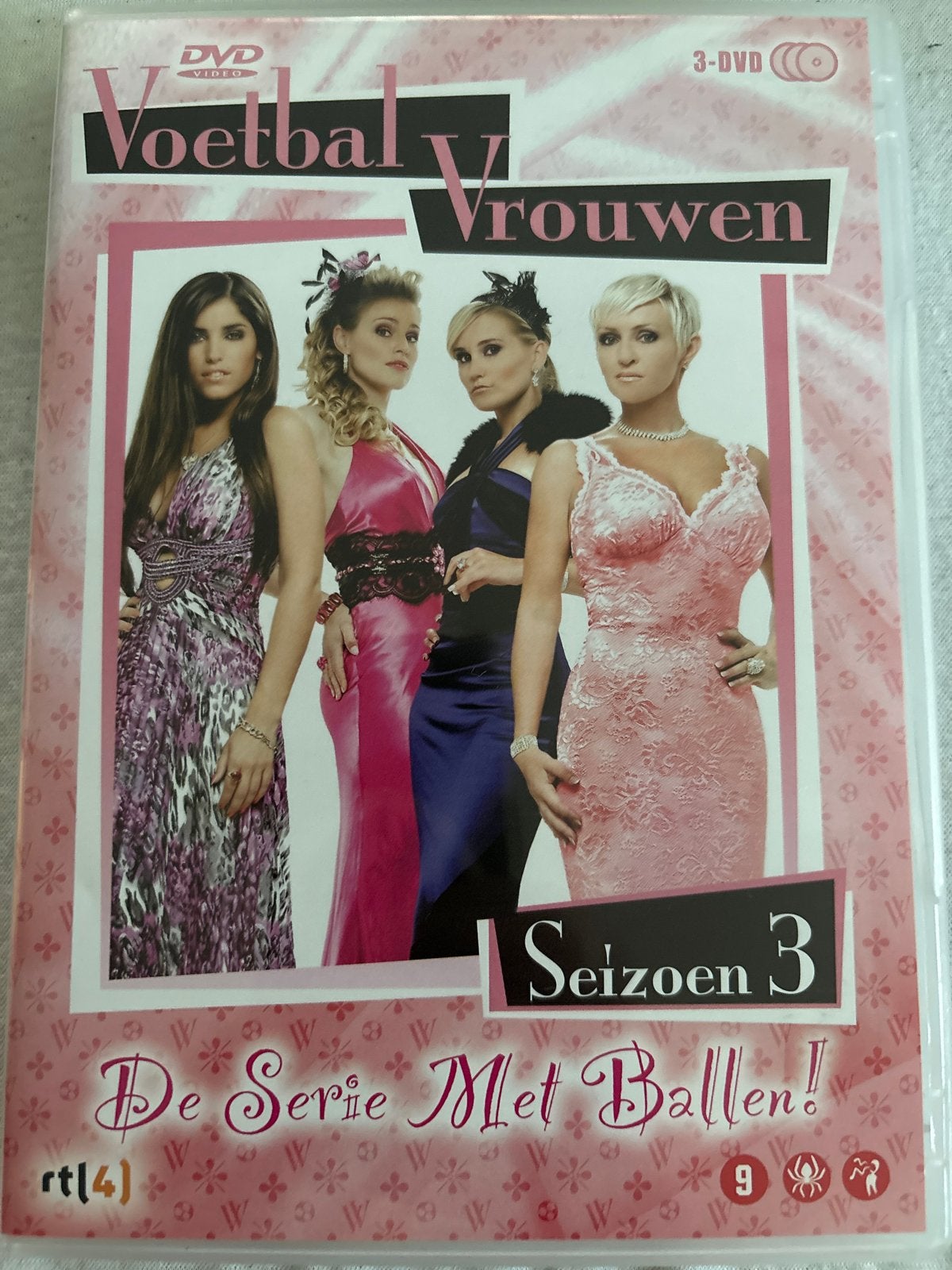 Voetbalvrouwen Seizoen 3 - De Serie Met Ballen! (3-DVD), Gebruikt, Nederlands, Seizoen 3, Drama