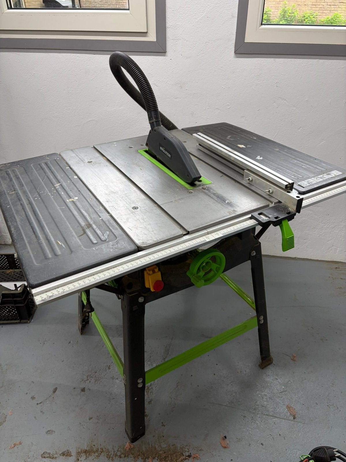 Evolution zaagtafel, Ophalen, Cirkelzaag, Zo goed als nieuw, 30 tot 70 mm