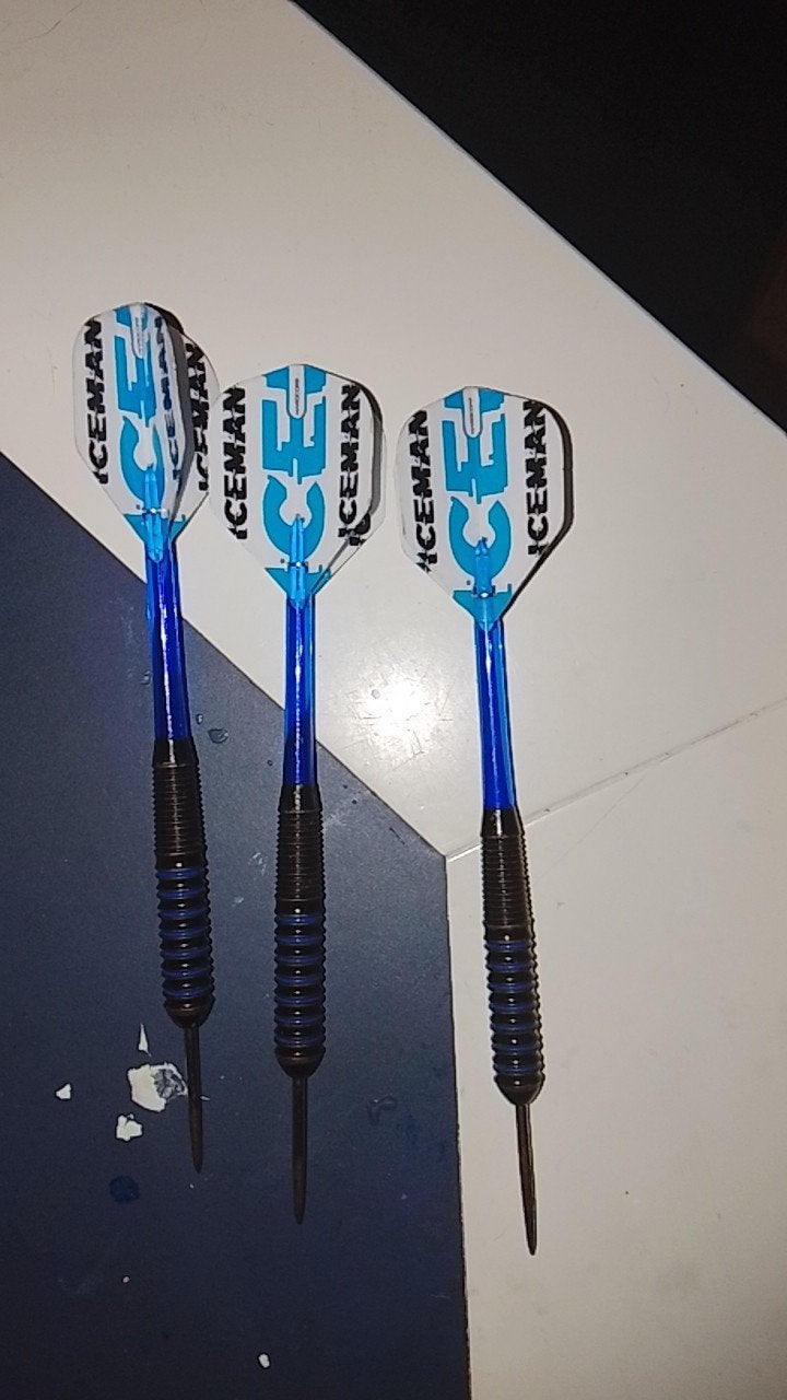 Iceman Dartpijlen - Zo goed als nieuw, Ophalen, Zo goed als nieuw, Pijlen