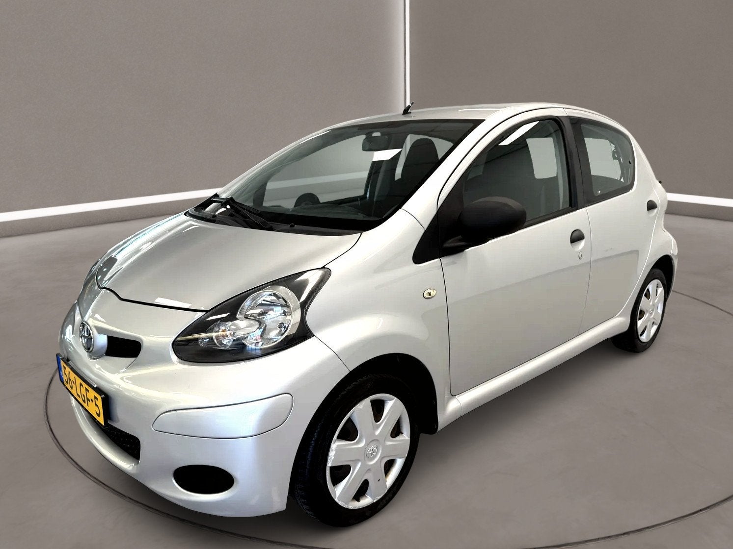 Toyota Aygo 1.0-12V Access 68 Pk 5 deurs Airco 157 dkm Nap 2, Voorwielaandrijving, Stof, Gebruikt, 4 stoelen
