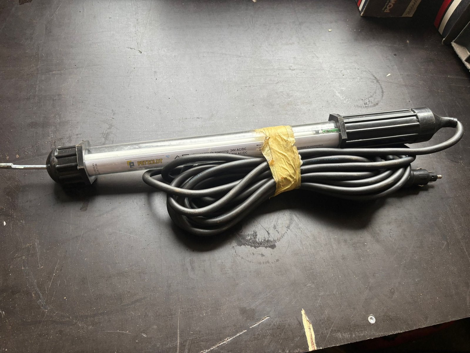 24 volt looplamp / verlichting / ex defensie , militaria, Ophalen