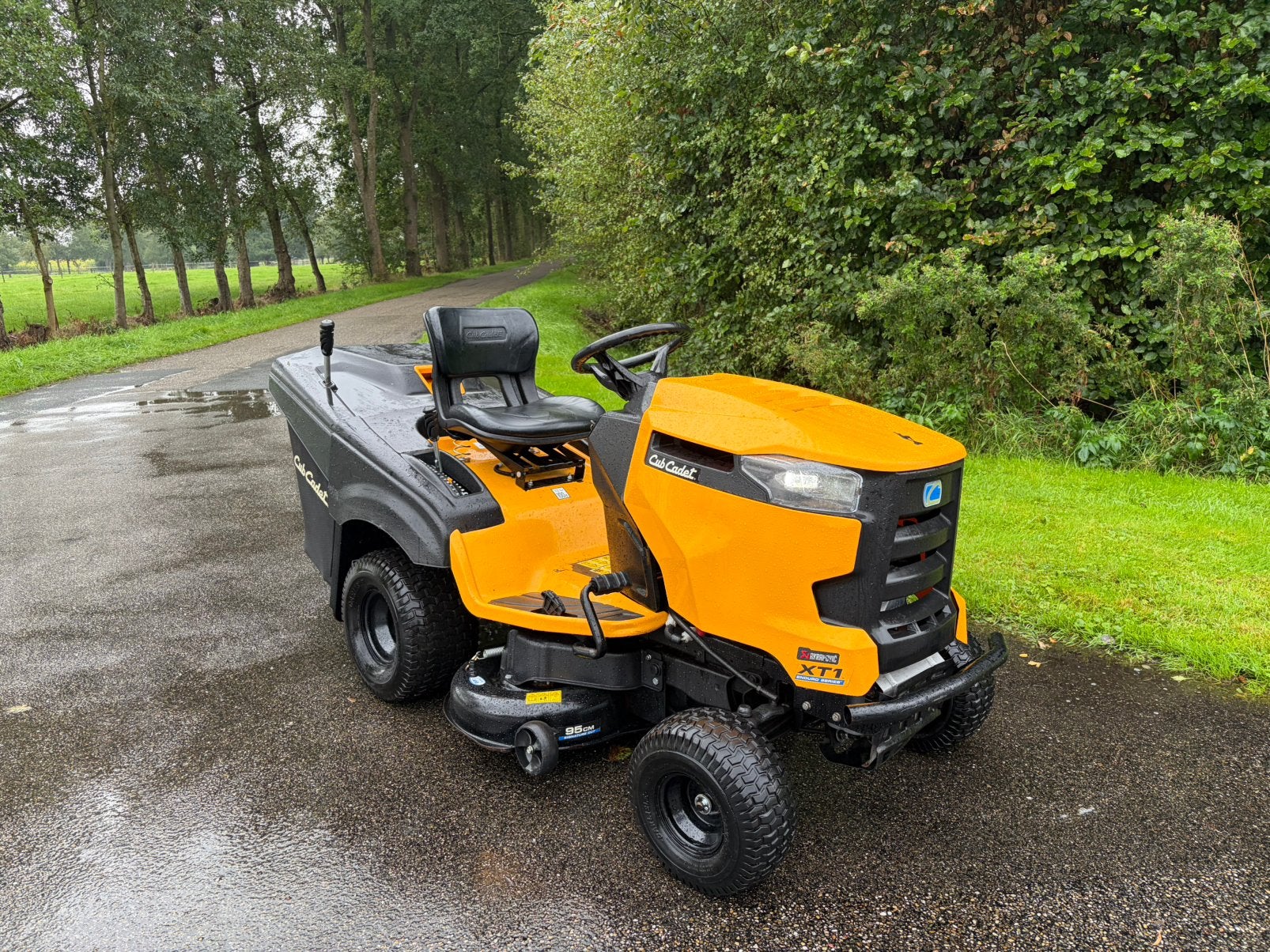 Cub cadet XT1 OR 95 zitmaaier, Ophalen of Verzenden