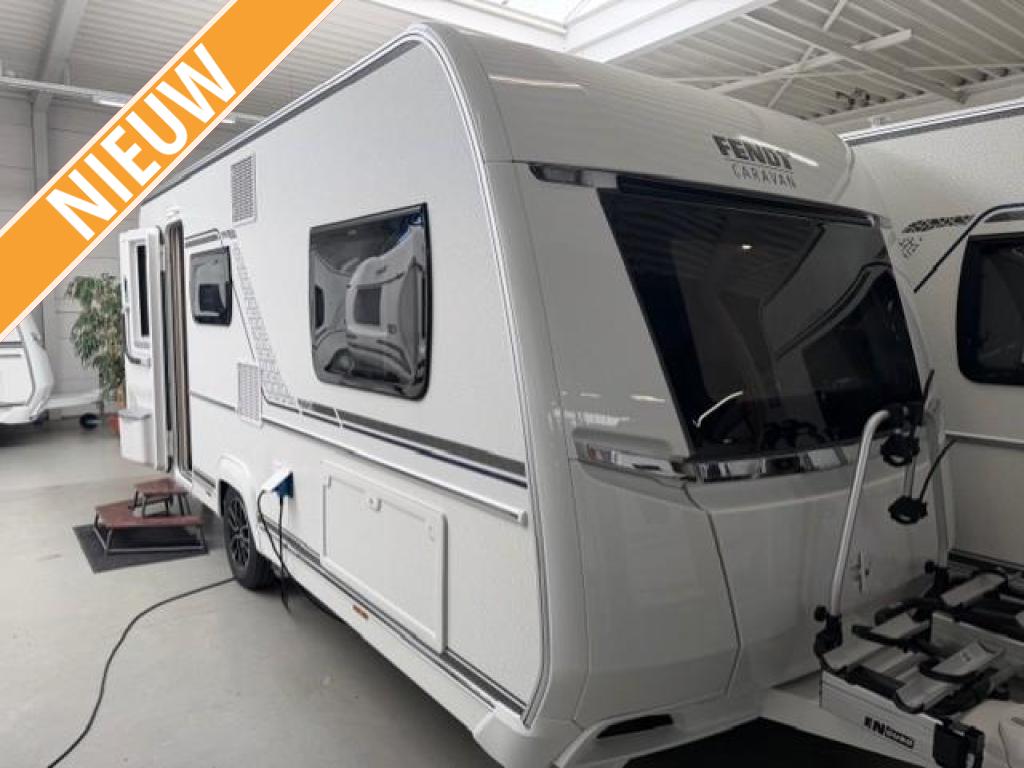 Fendt Apero 495 SKM Nieuw Mover, Fietsenrek, Dorema tent, Caravans en Kamperen, Caravans, Standaardzit, Schokbreker, Bedrijf, Fendt