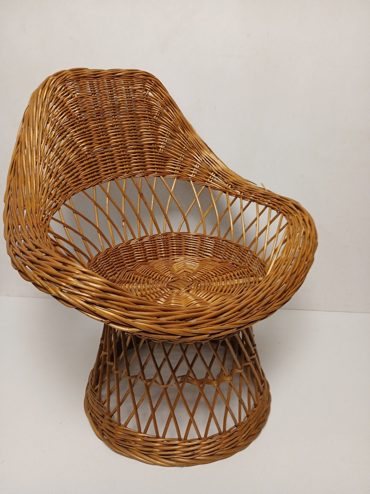 Vintage bohemian rotan kinder armstoel hoogte ca. 60cm, Kinderen en Baby's, Kinderkamer | Tafels en Stoelen, Ophalen, Stoel(en)