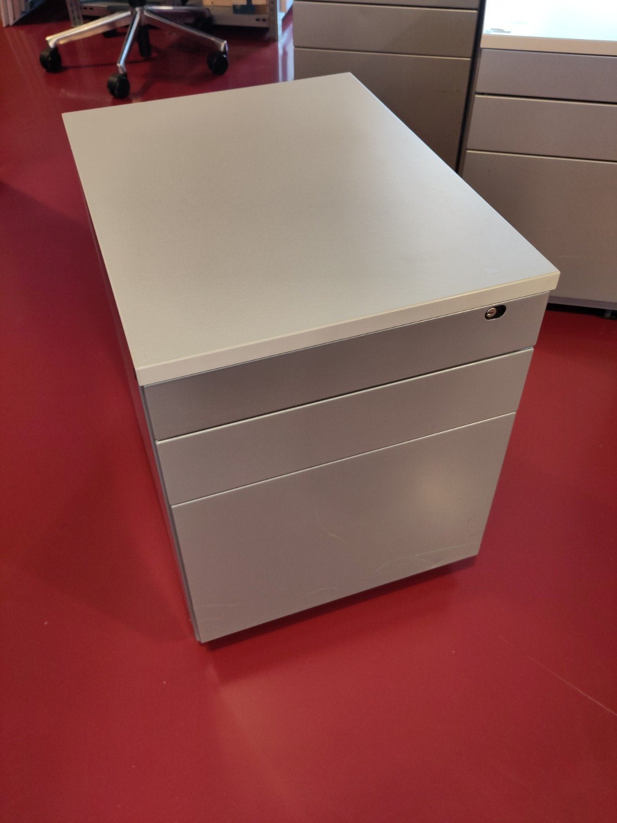 7 ladeblokken, 4x56cm en 3x75cm diep. ideaal onder bureau o, Huis en Inrichting, Bureaus, Ophalen, Gebruikt