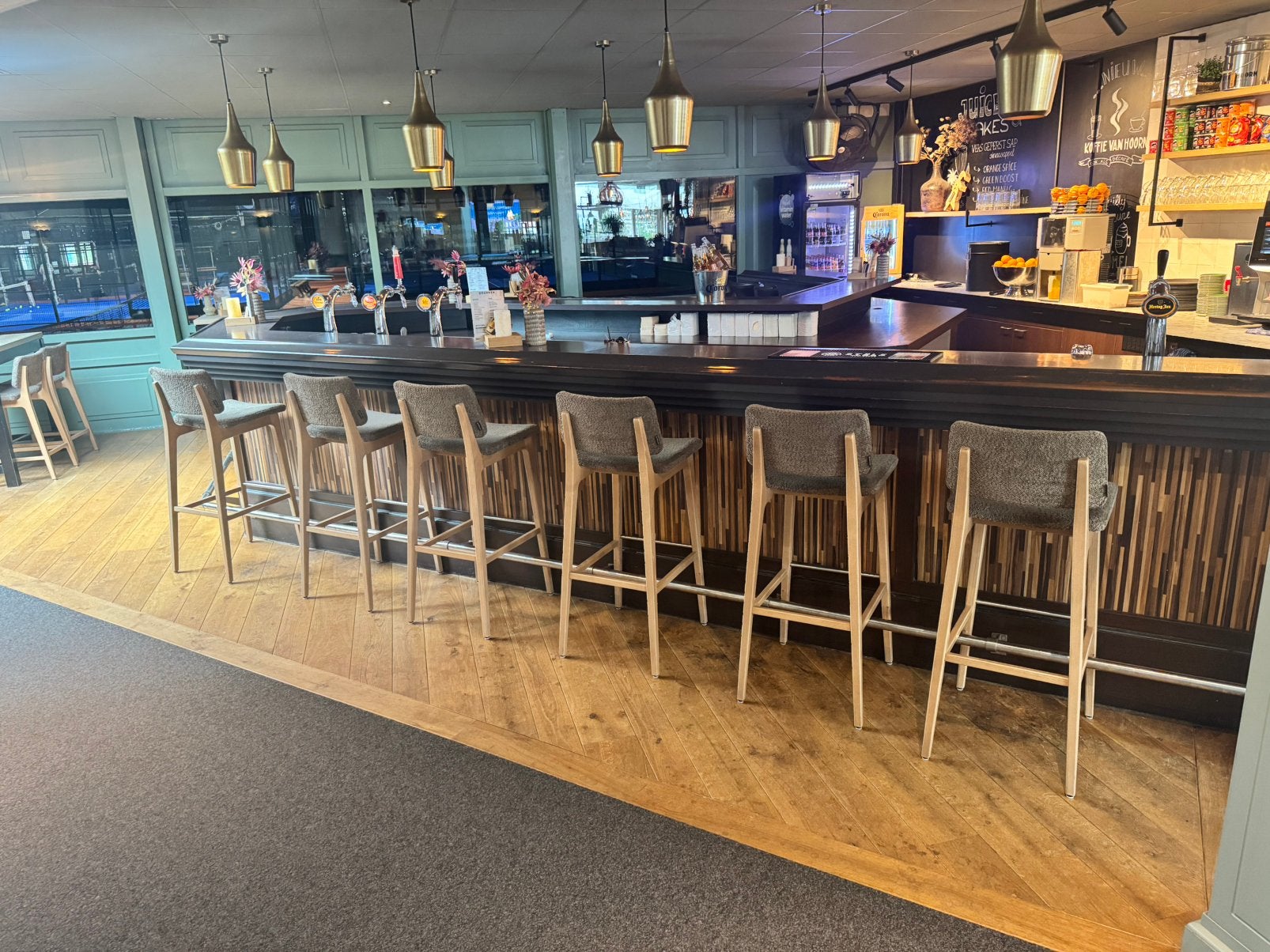 Bar bijna gratis af te halen, Huis en Inrichting, Barren, Gebruikt, Ophalen