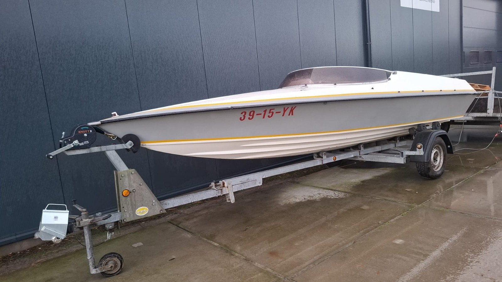 Piranha opknapper Muira, Watersport en Boten, Ophalen, Gebruikt, Geen motor, Trailer