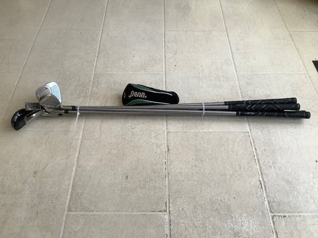 Junioren golf set van het merk Njoy, Ophalen, Zo goed als nieuw, Set, Overige merken