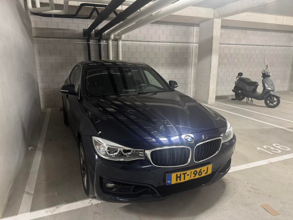 BMW 3-Serie GT 320I Aut8 2016 Blauw, Auto's, Achterwielaandrijving, 4 cilinders, 1535 kg, Blauw